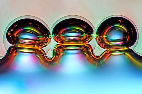 6. Воздушные пузырьки витамина С. Работа Марека Миса.