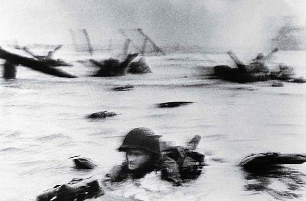 33. D-Day - 1944