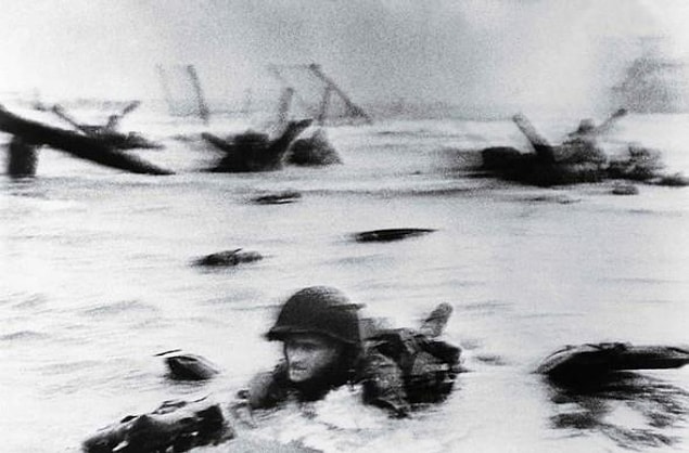 33. D-Day - 1944