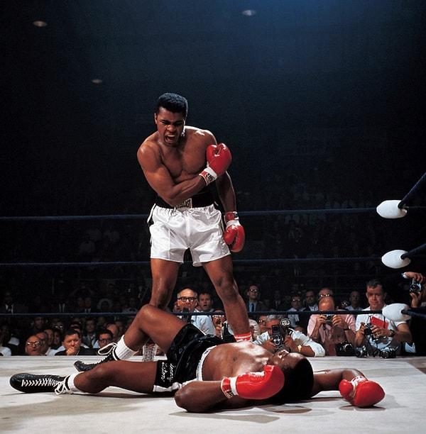 55. Muhammad Ali ve Sonny Liston - 1965