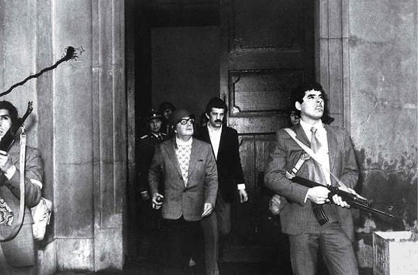 68. Allende'nin Son Görüntüsü - 1973
