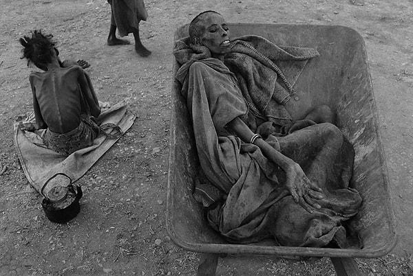 85. Somali'de Açlık - 1992