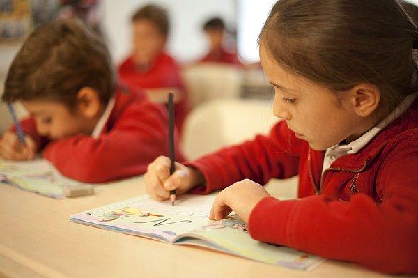 Gelişmiş ülkelerde ilkokullarda okuyan çocukların neredeyse %65'i gelecekte şu anda olmayan bir mesleğe sahip olacak.