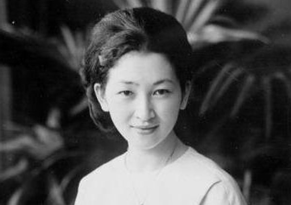 7. Императрица Ми́тико, Япония