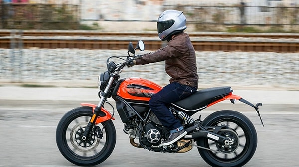 3. Берите тот мотоцикл, который вам будет не жалко ронять