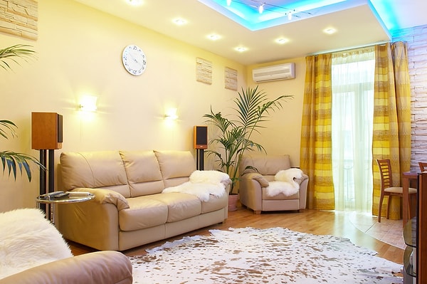 1. У вас есть крыша над головой