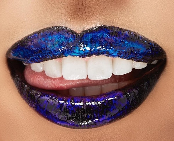 6. С помощью какого средства можно получить такие голографические губки?