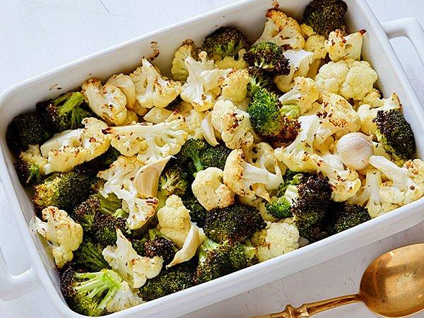 4. Brokoli ve karnabahar ile masaya sebze taşımanın vakti gelir!