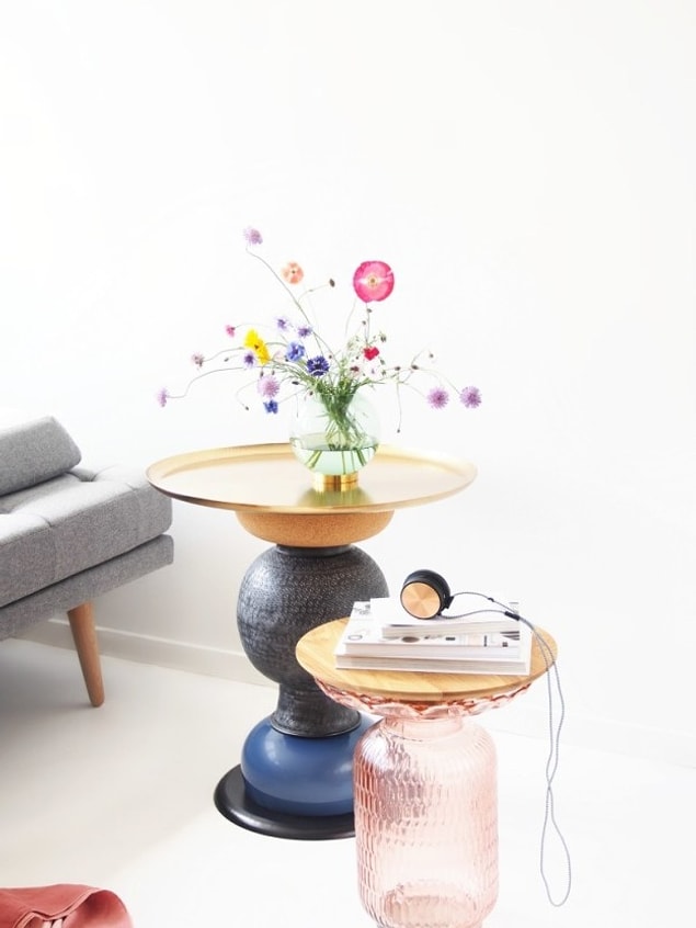 2. Did you know you could make end and coffee tables with vases?