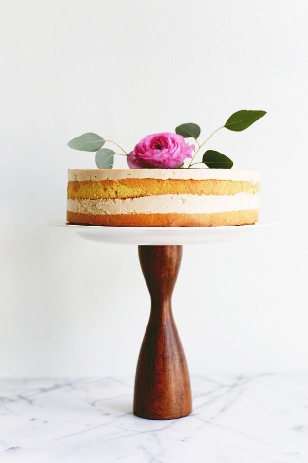 17. Your candle holders can also be a cake stand!
