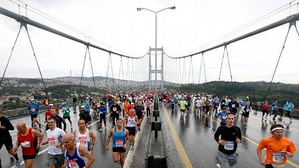 Türkiye'de düzenlenen en önemli spor organizasyonlarından biri olan İstanbul Maratonu'nun 38.'si, Vodafone'un desteğiyle 13 Kasım pazar günü gerçekleştirildi.