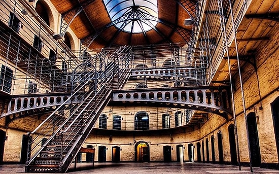 Топ-10 самых известных исторических тюрем со всего мира