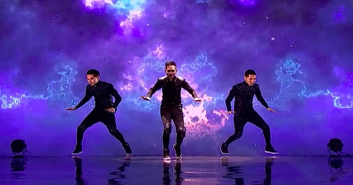 Moğol Yetenek Yarışmasında Beyin Mıncıklaması Geçirten Harika Koreografi