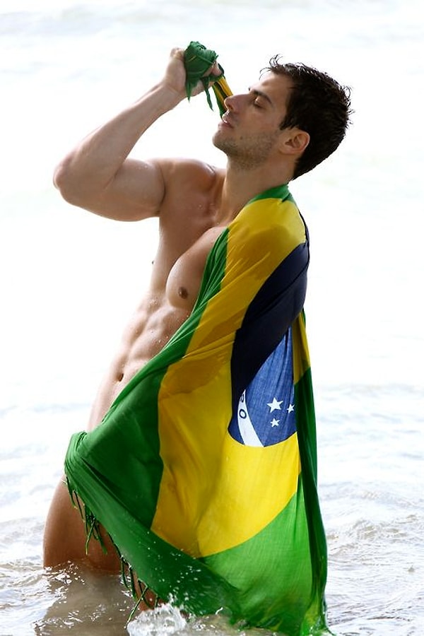 4. Почетное четвертое место занимает Бразилия. Статистика говорит, что 82% бразильцев занимаются сексом по меньшей мере раз в неделю