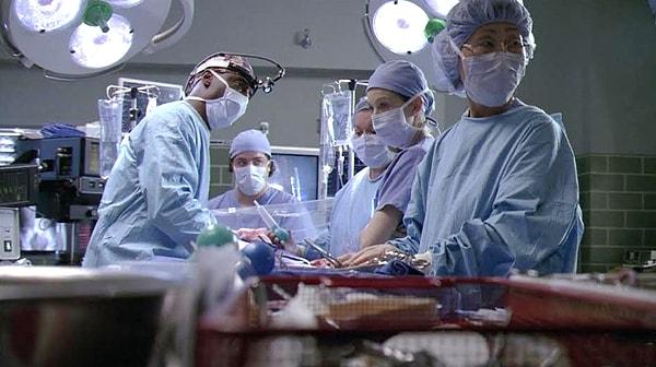 2006 yılının soğuk bir Ocak gününde Sizemore, ameliyatını olmak üzere hastaneye gidiyor.