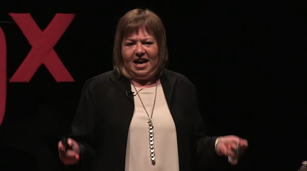 Pornolaşmış Kültürde Büyümek Ne Demek?