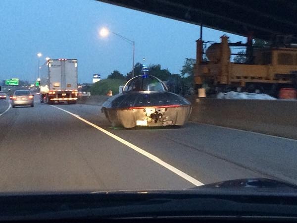 13. "Лучше не вторгаться на эту планету! Тут такие пробки..."