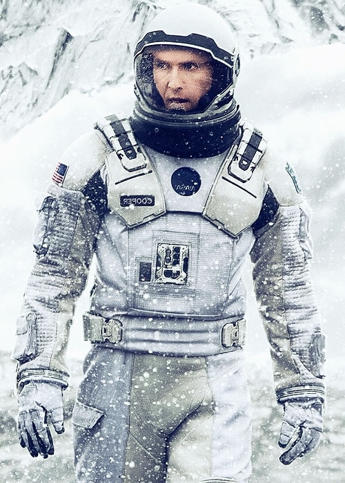 Cooper (Matthew McConaughey) - Charlize Theron