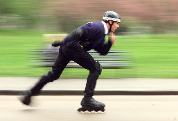 10. Катание на роликовых коньках = 683