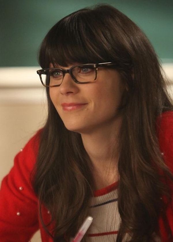 16. Питер Паркер (Тоби Магуайр) - Зоуи Дешанель