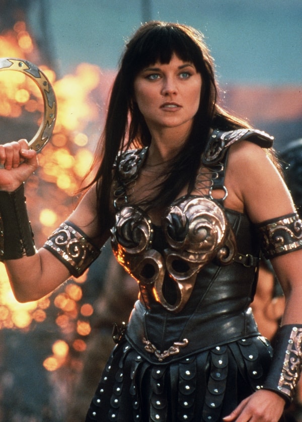 4. Гладиатор Максимус Децим Меридий (Рассел Кроу) - Люси Лоулесс