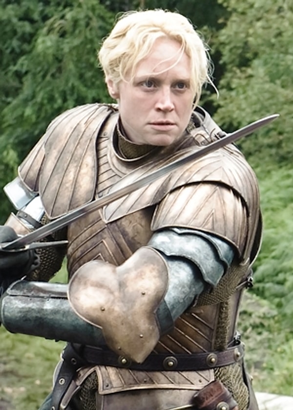 17. Тор (Крис Хемсворт) - Гвендолин Кристи