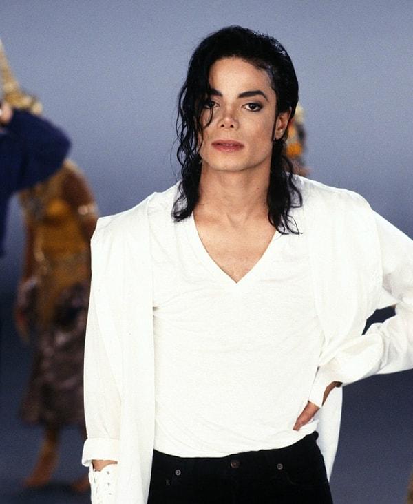 1991. Artık karşımızda bambaşka bir görünüme sahip Michael.