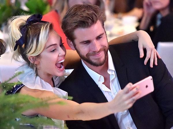 13. Miley Cyrus ve Liam Hemsworth barıştı! Şimdi de evliliğe doğru yol alıyorlar.