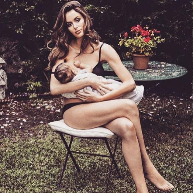This photo caused numerous arguments in her home country. But she never changed her attitude and continued supporting the Normalize Breastfeeding campaign.
