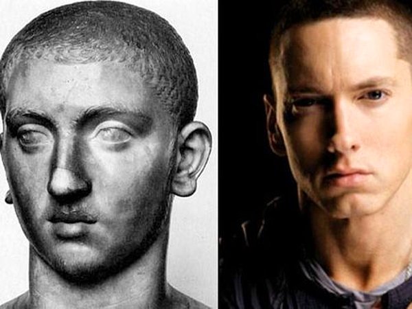 31. Eminem ve heykeli 😛