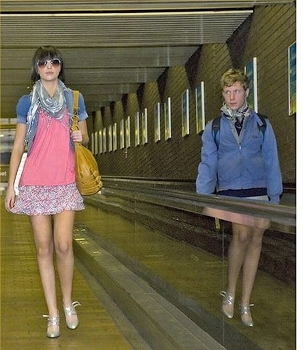 17. "Да как она посмела надеть такие же туфли!"