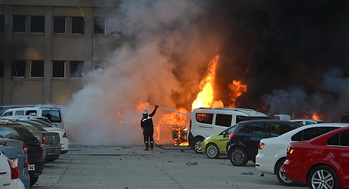 Adana'da 2 Kişinin Hayatını Kaybettiği Bombalı Saldırıyı TAK Üstlendi