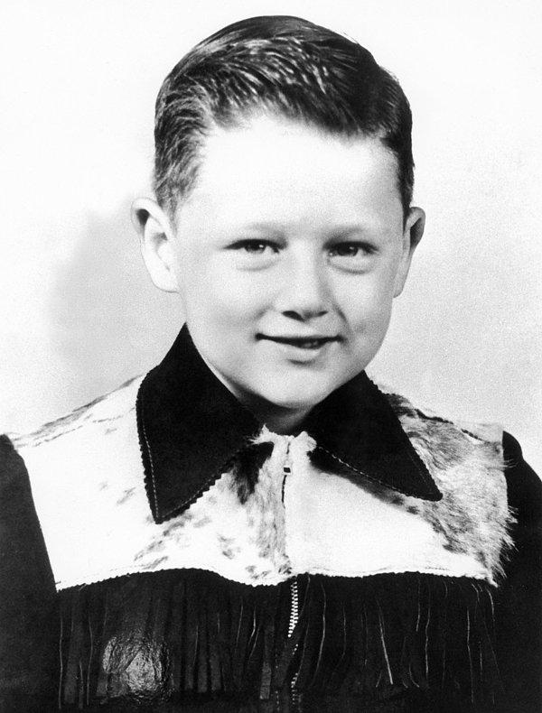 15. Bill Clinton 6 yaşında, 1952.