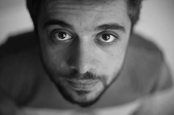 11. «А мне кажется, он поддаст жару. Щетинистые мужчины прекрасны»