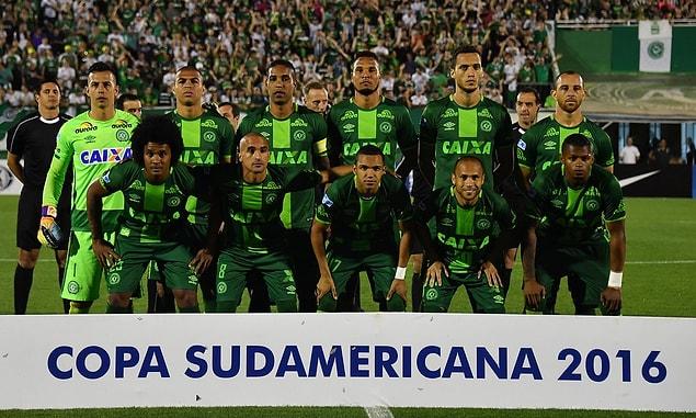 4. The plane was carrying the members of the Brazilian team Chapecoense who were expected to play against Atletico Nacional.