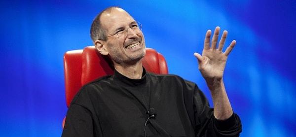 12. Oldukça garip bir yeme alışkanlığı olan Steve Jobs, günlerce aynı şeyi yemeyi çok seviyordu. Özellikle de havucu!