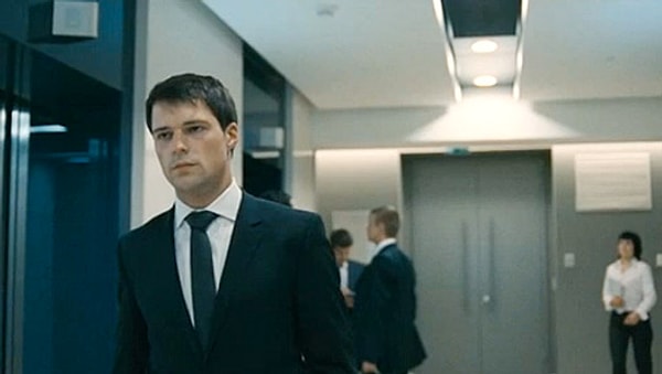 15. В наше время очень тяжело доказать человеку, что он тебе действительно, очень дорог.