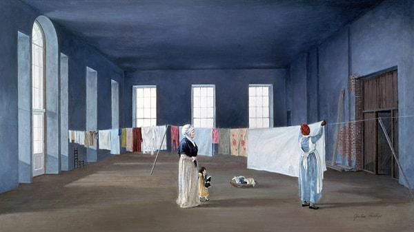 8. John ve Abigail Adams 1 Kasım 1800 yılında taşınana kadar tamamlanmamıştı bu yüzden Abigail çamaşırlarını Doğu Odası'na asıyordu.