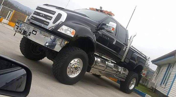15. Ford F650