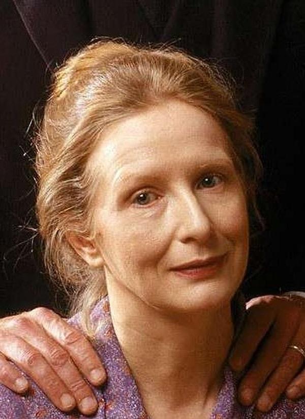 8. Frances Conroy	(Ruth Fisher)
