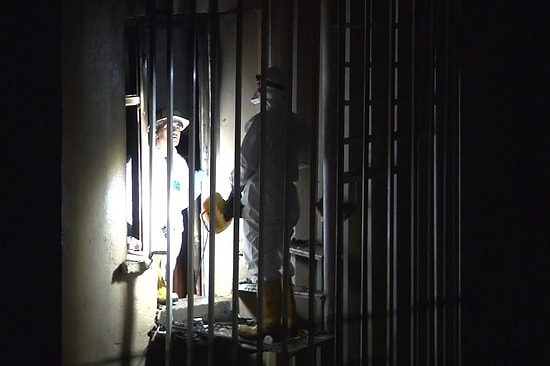 Adana'daki Faciaya İlişkin Bilirkişi Raporu: Yangın Merdivenine Açılan Kapının Kolu Yok!