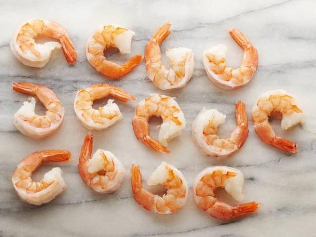 15. 30 Shrimps = 100 calories