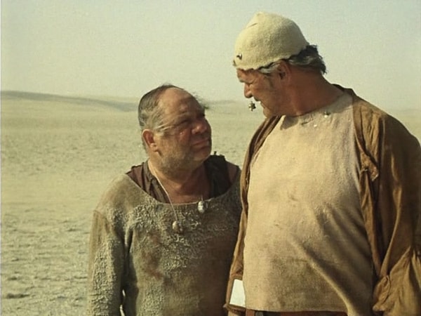 1. Продолжите фразу: "Если у общества нет цветовой дифференциации штанов, значит..."