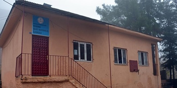 'Sobanın Üzerinde Kızarttığı Akrebi Öğrencilere Yedirdiği' İddia Edilen Öğretmene Soruşturma
