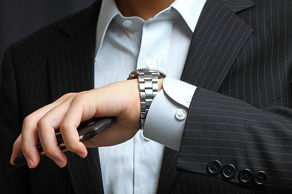 5. Забыть о разнице во времени и не перевести часы