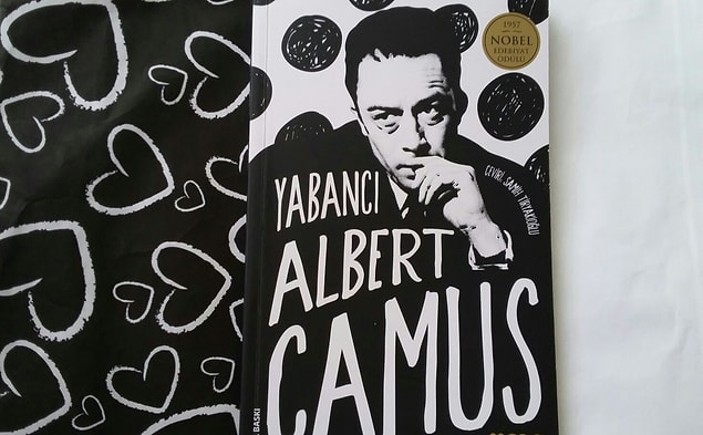 Senin hayatını değiştirecek kitap "Yabancı"!