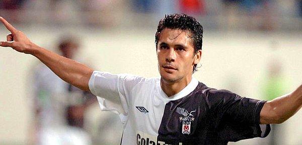 9. Ahmed Hassan ⚽ 14 Gol - 2003/04 Sezonu