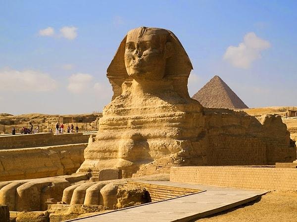Eski Mısır bilimcileri, Büyük Gize Sfenksi'nin tahmin edilenden çok daha eski olabileceğini düşünüyorlardı.