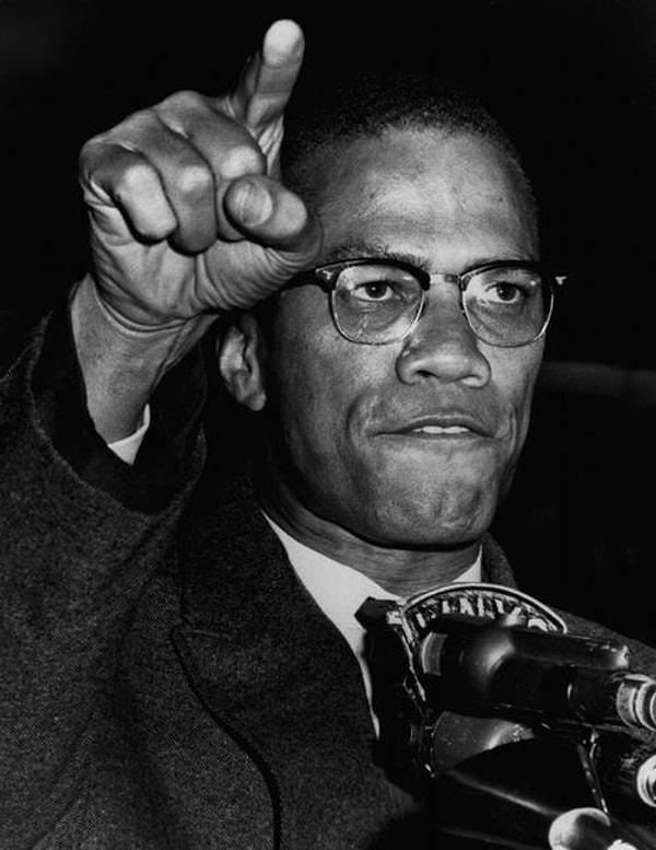 18. Malcolm X: "Kardeşlerim! Kardeşlerim lütfen! Burası bir huzur mekanı!"