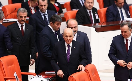 Bahçeli: 'Anayasa Çalışmalarında Pürüz Yok'